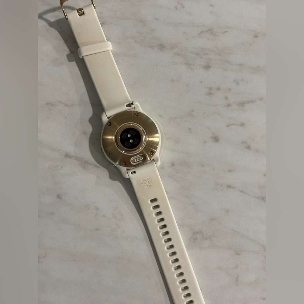 Garmin venu 2 plus fitness watch - Picture 2 of 10